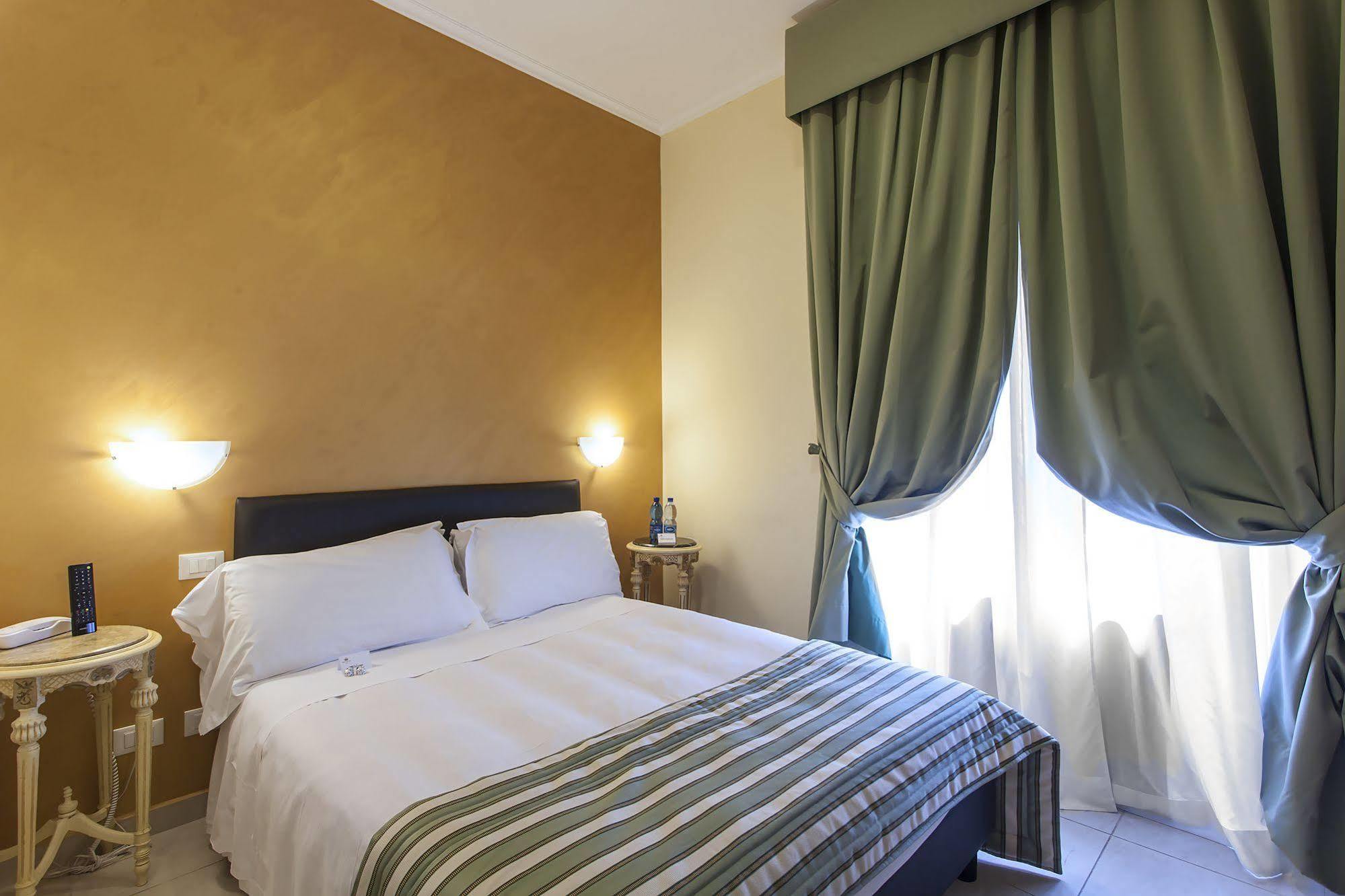 Hotel Regina Giovanna Ρώμη Εξωτερικό φωτογραφία